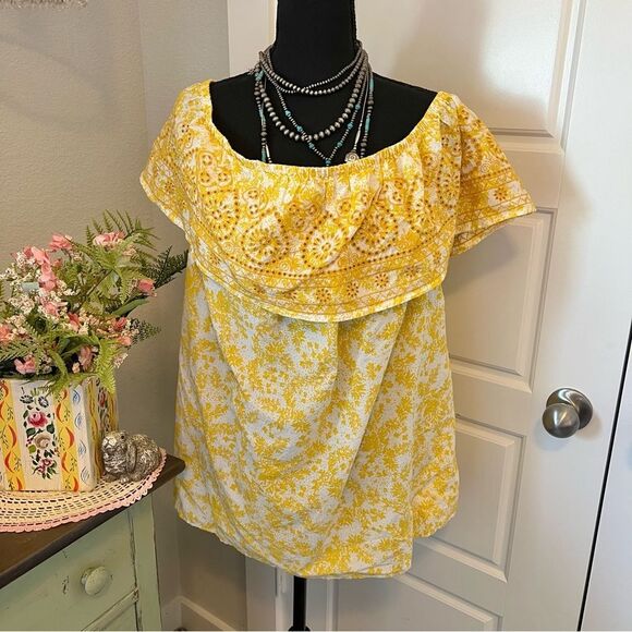Lane Bryant NWT Yellow Eyelet Embroidery Ruffle Off Shoulder Floral Blouse 18/20 - Picture 2 of 11